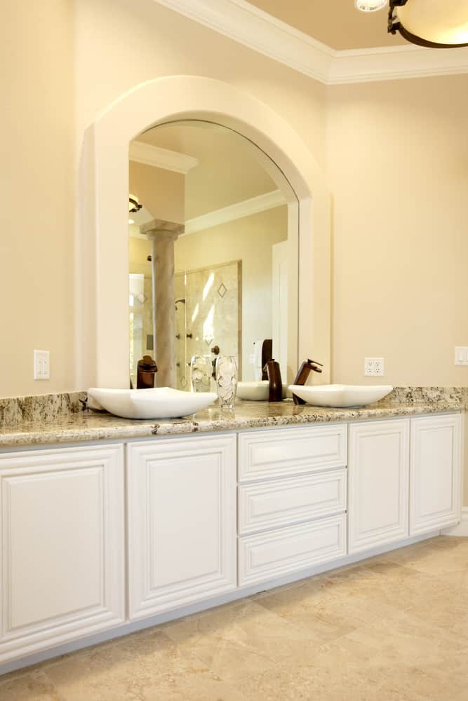 Choosing the right bathroom vanity – What to consider