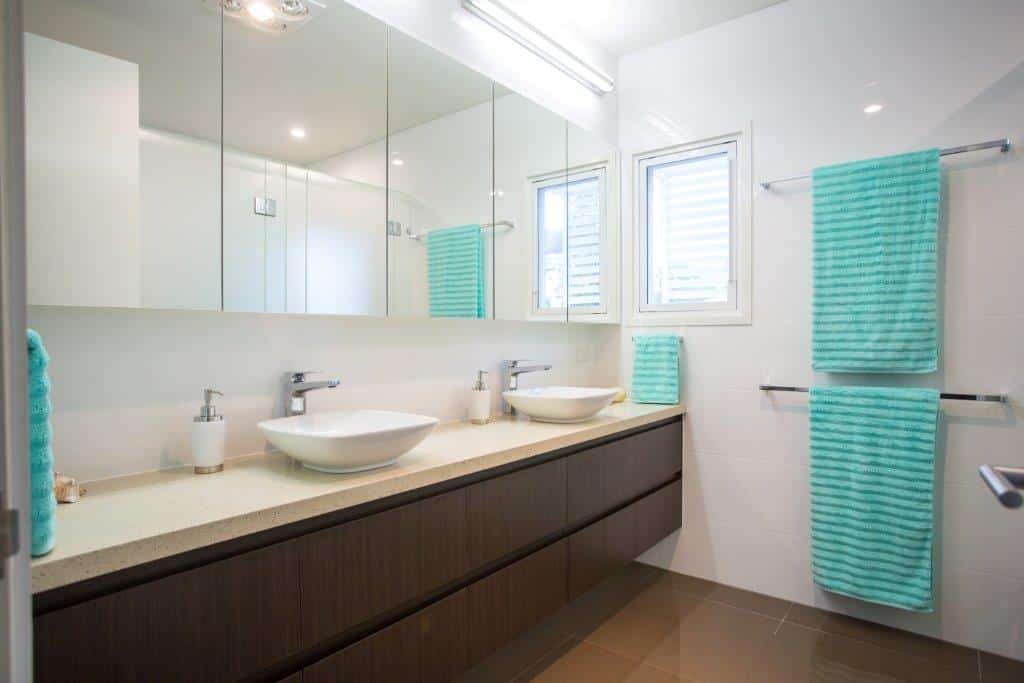 How To Choose The Right Bathroom Vanity