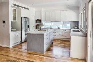 Hampton Style Cupboard Kitchen Open Plan