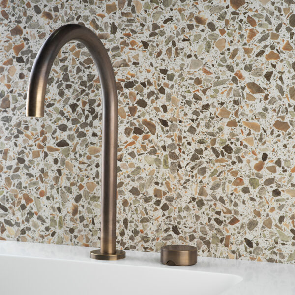 ZERO PROGRESIV SMOOTH HOB BASIN MIXER TALL CURVE - Image 4