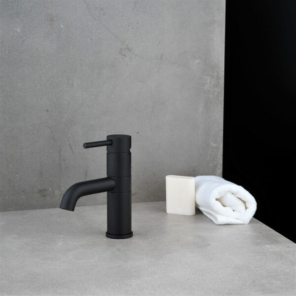 PEGASI M BASIN MIXER, SWIVEL - Image 2