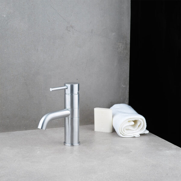 PEGASI M BASIN MIXER, SWIVEL - Image 4