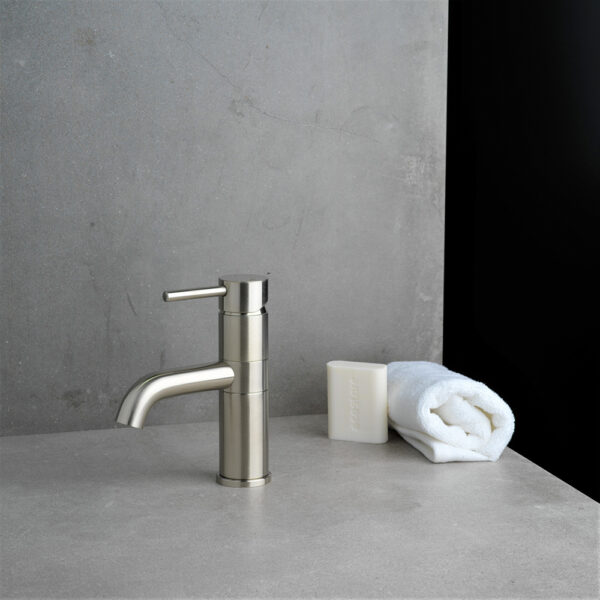 PEGASI M BASIN MIXER, SWIVEL - Image 5
