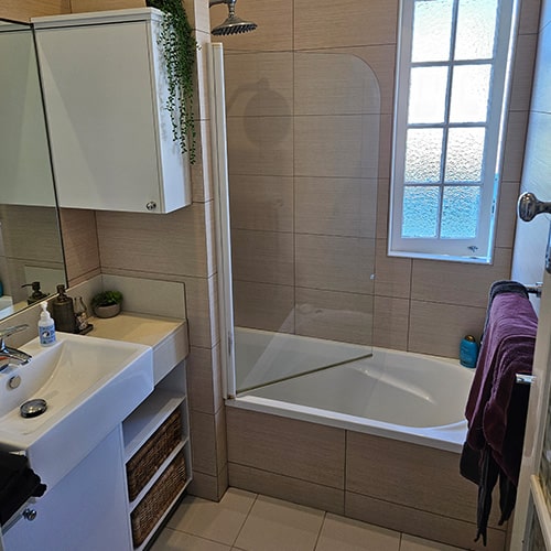 clayfield-bathroom-before clayfield-bathroom-before